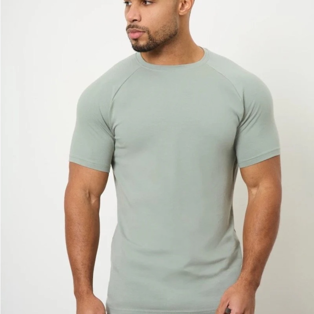 Tailored Athlete Muscle Fit pastel green T-Shirt